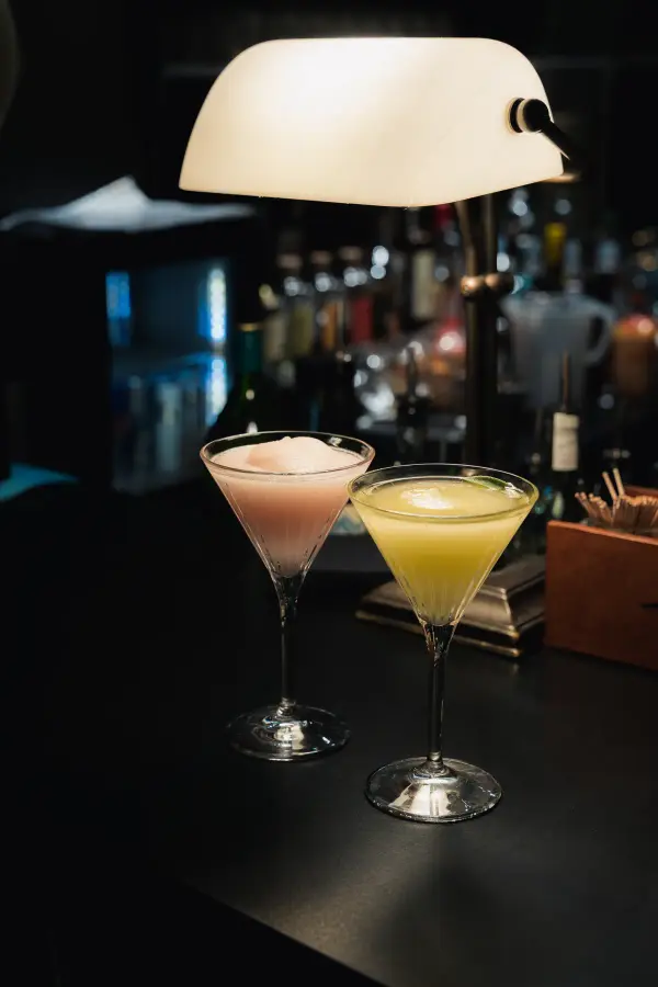 COCKTAIL FANS